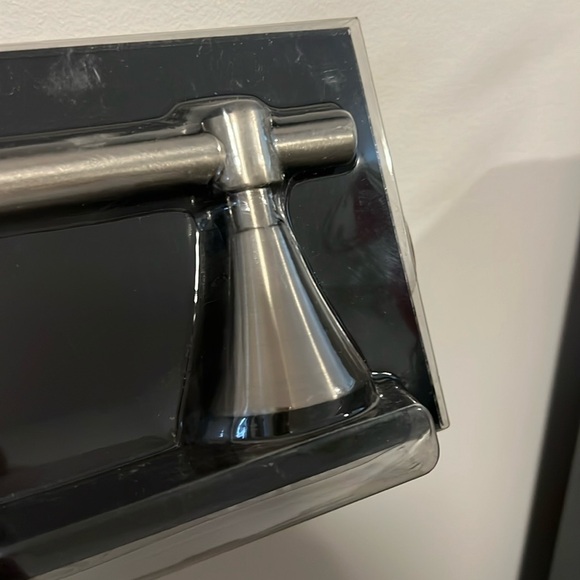 Taymor Towel Bar - Picture 4 of 5